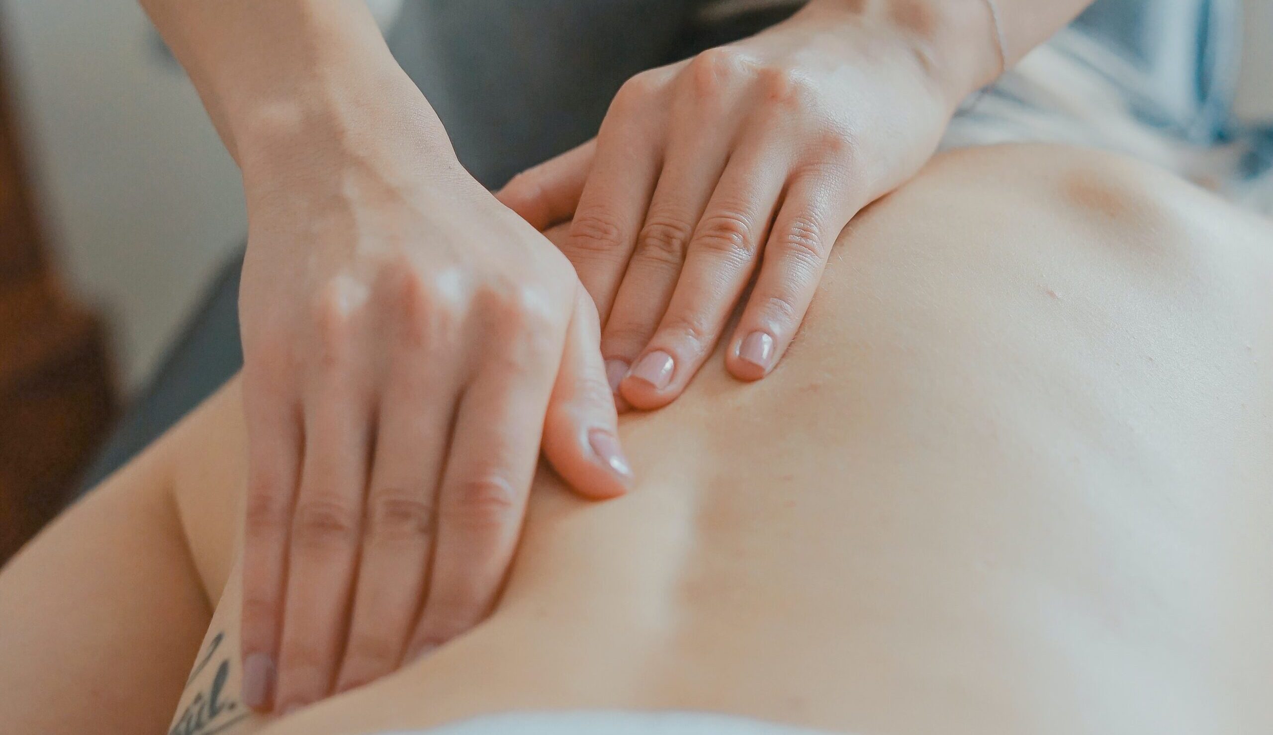 back massage for sports therapy